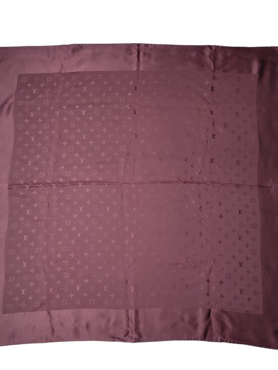 Louis Vuitton Accessories - LOUIS VUITTON Monogram Prints 100% Pure Silk Scarf